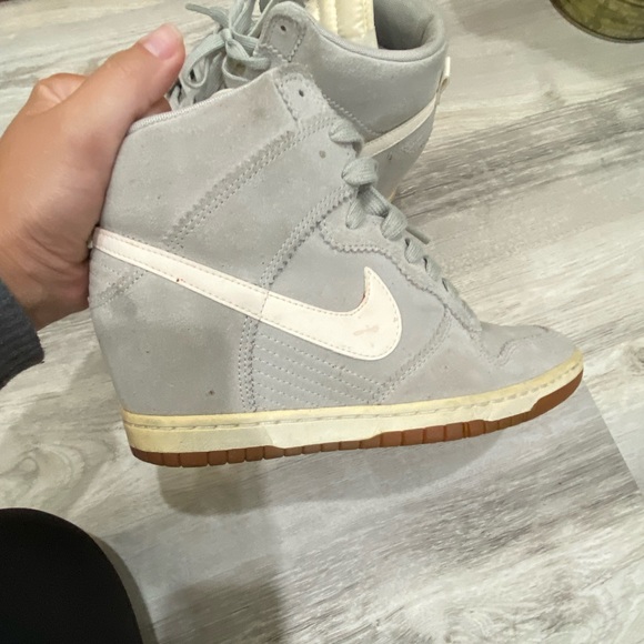 Nike “Dunk Sky Hi” Wedge Sneaker 🤛🏼 - Picture 6 of 9